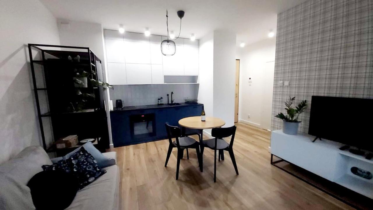 Apartament Zajezdnia Wrzeszcz Apartment Gdańsk Exterior foto